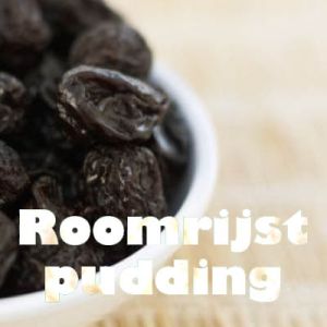 Roomrijstpudding met zwarte pruimen