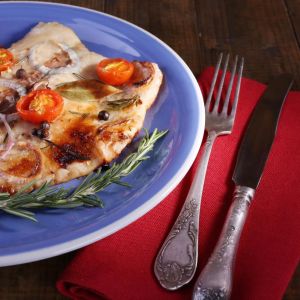 Pangasiusfilet met tomatensaus à 100 g